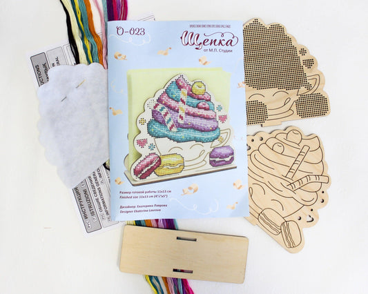 Napkin Holder Cake O-023 Counted Cross Stitch Kit on Plywood
